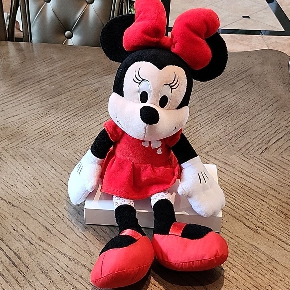 Disney Minnie Mouse large stuffed animal